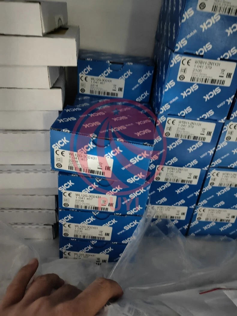 NEW SICK WL12G-3O2431 Photoelectric Sensor
