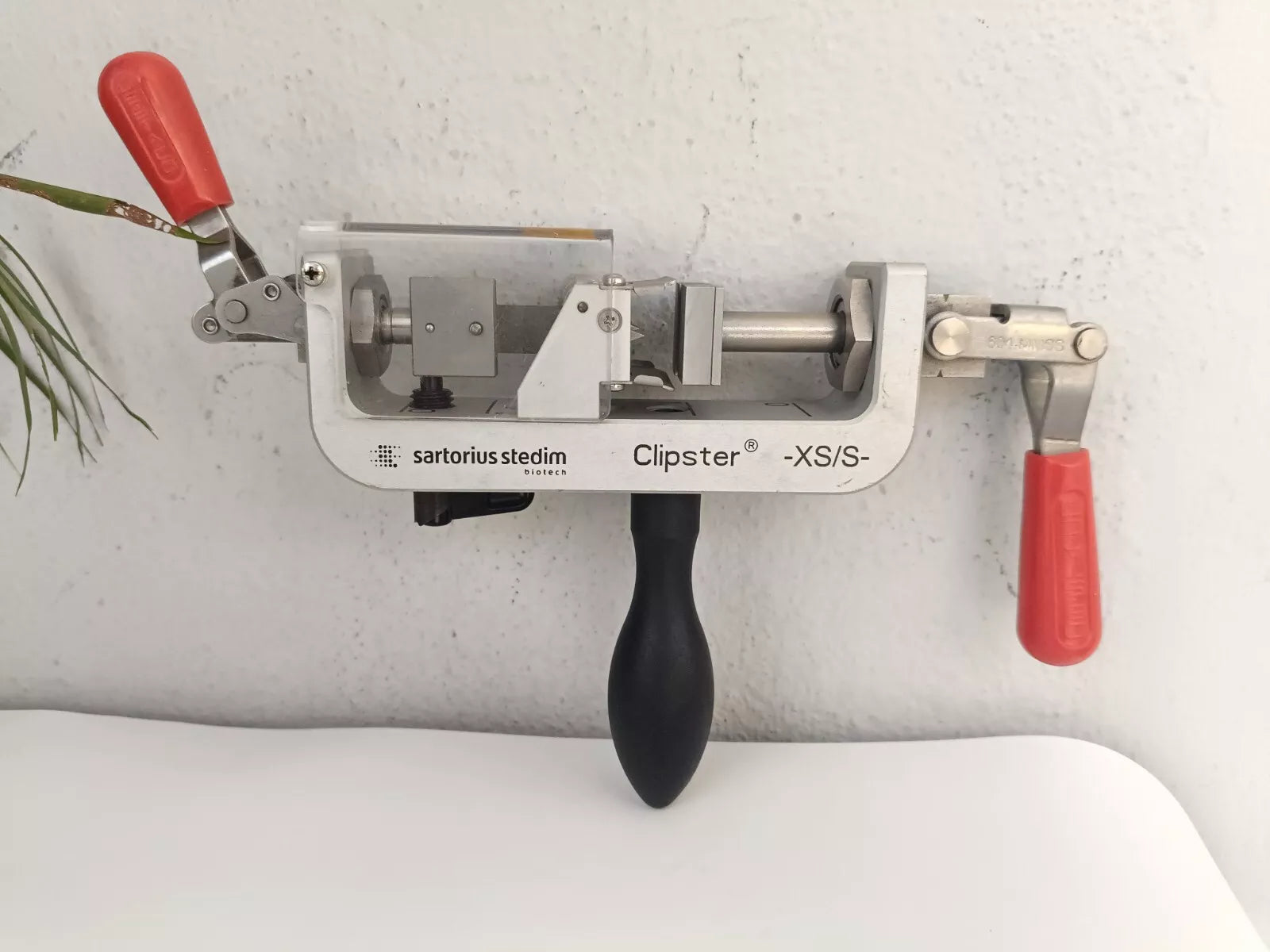 Sartorius Stedim Biotech Clipster -XS/S- Lab Equipment / Tool