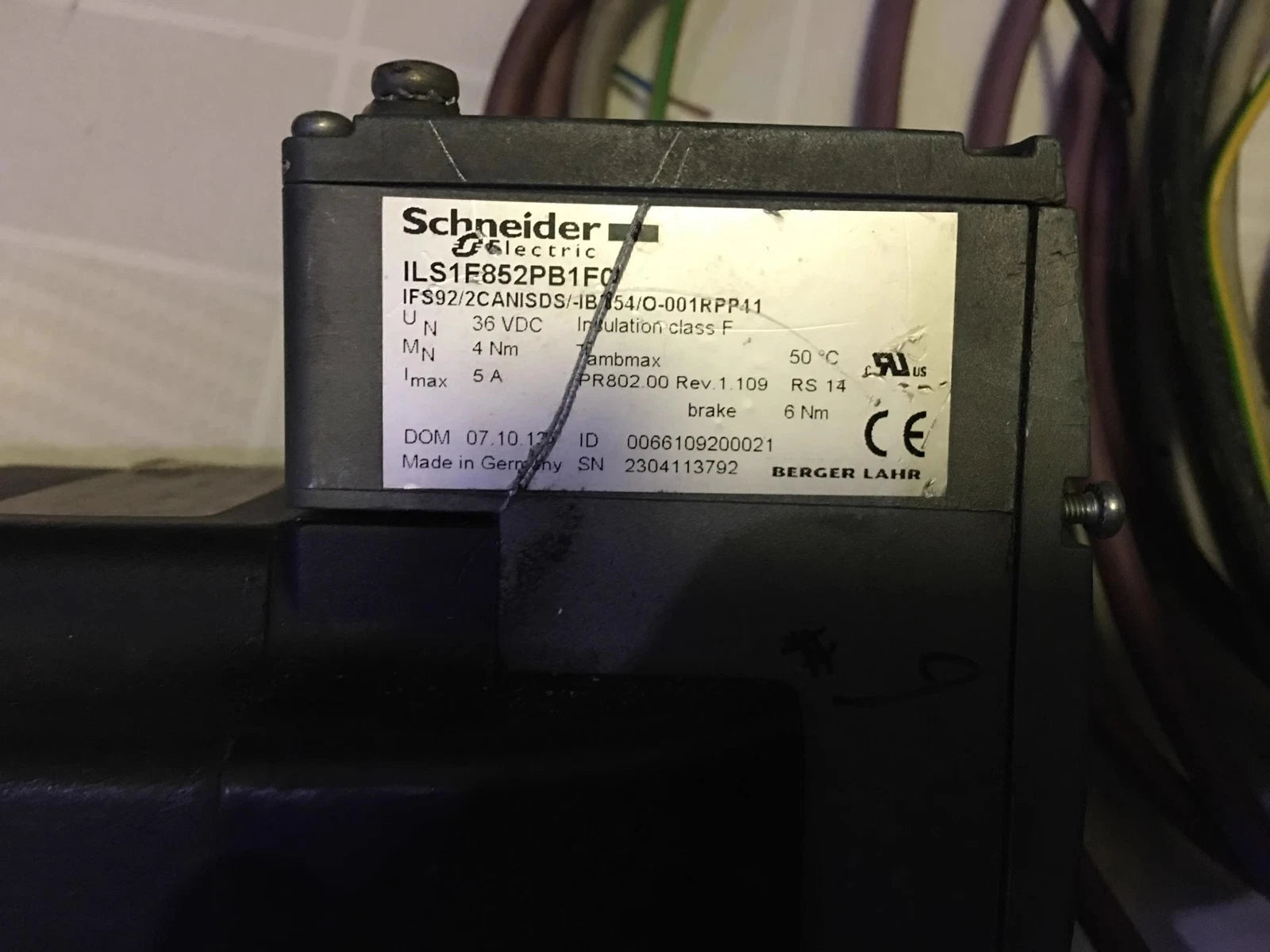 IFS62/2CAN-DS/---B54 and ILS1F852PB1F0/ILS1F852PB1F0 Products