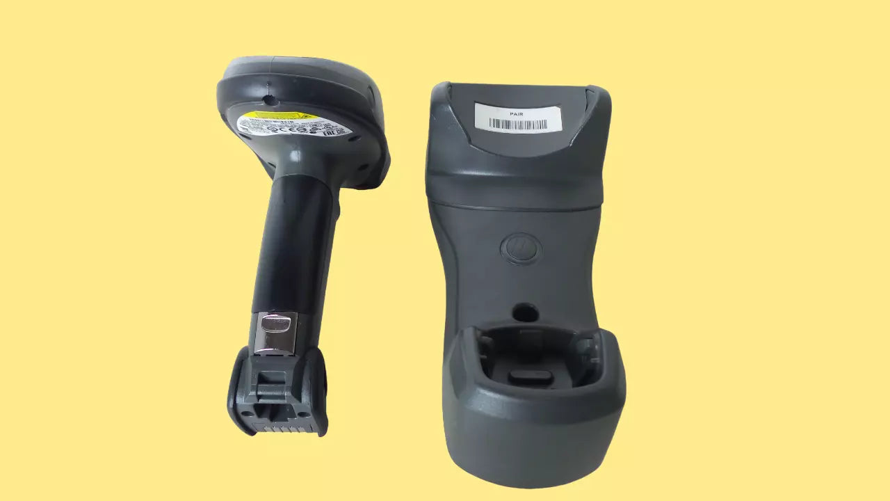 Zebra MT2070-ML4D62370WR Barcode Scanner with Cradle STB2078