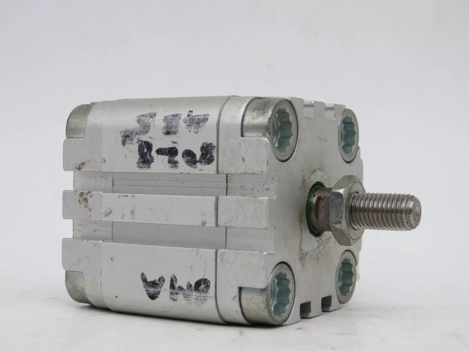 FESTO ADVU-40-20-A-P-A Compact Cylinder