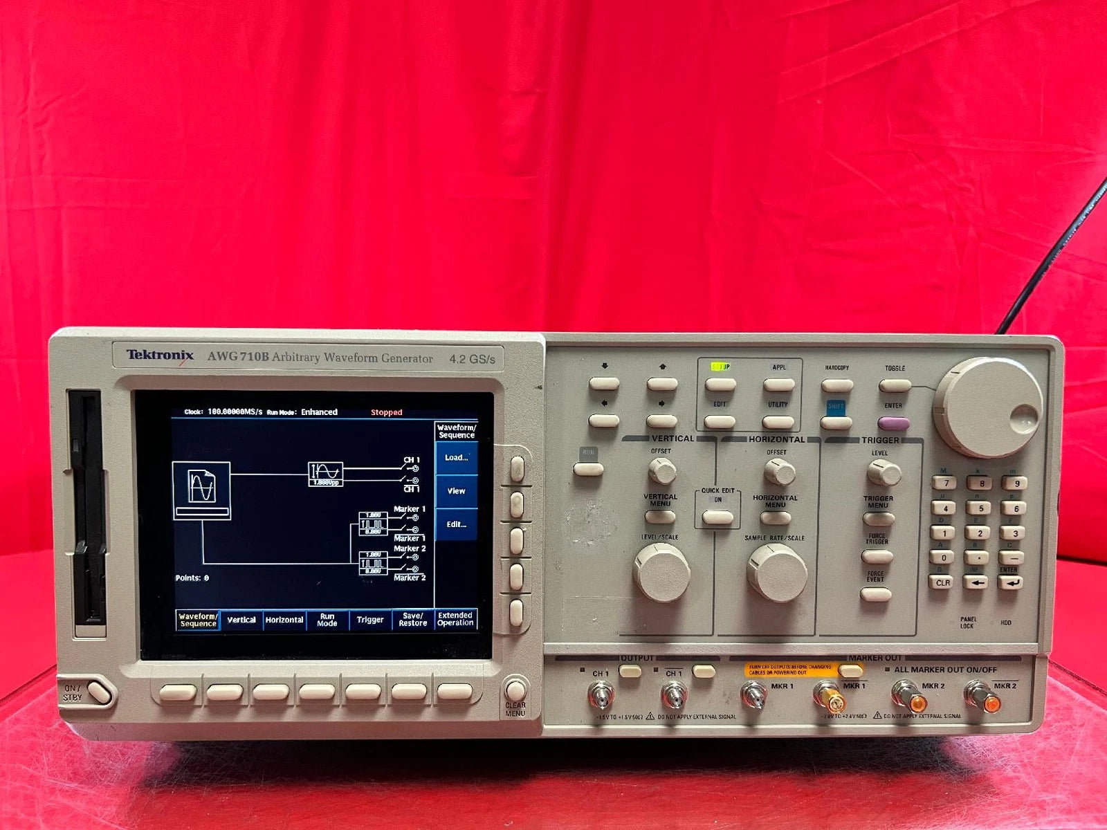 Tektronix AWG710B Opt. 01, 02 Arbitrary Waveform Generator J30455