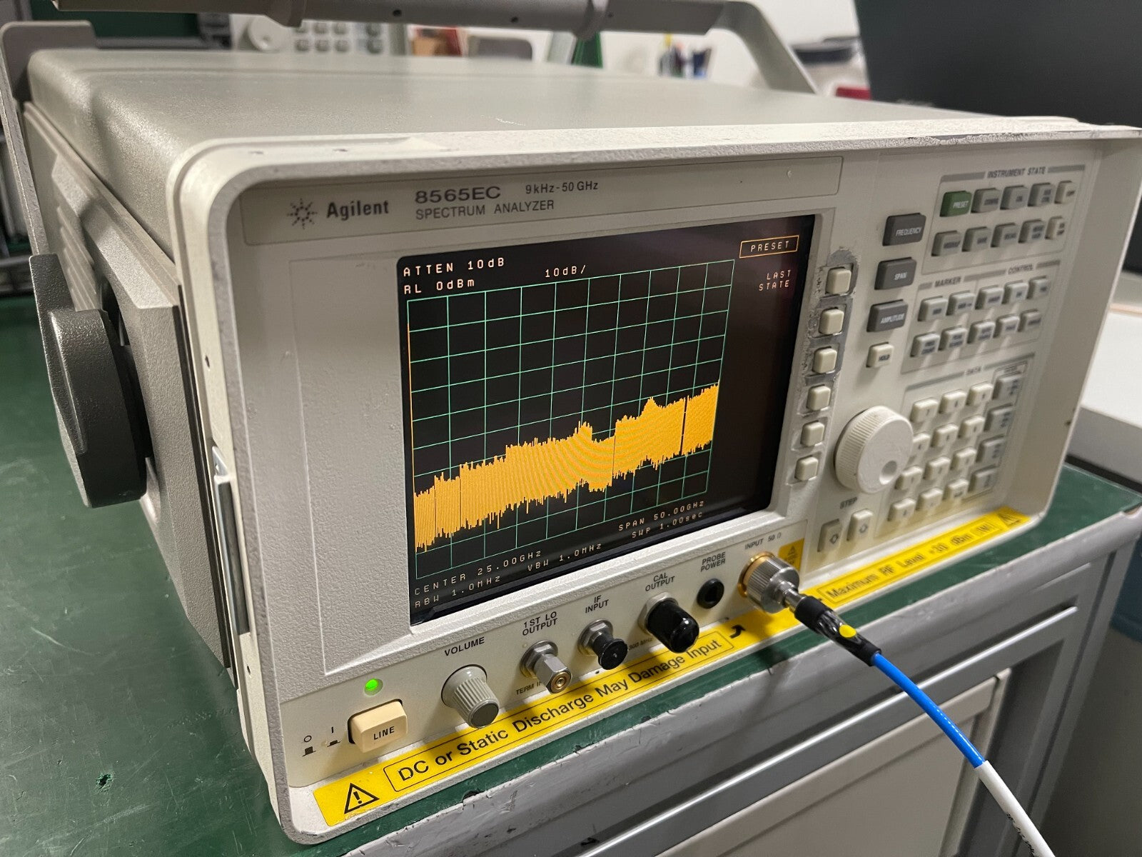 Agilent 8565EC 9KHz - 50GHz Spectrum Analyzer w/ 85620A module, 007_0447 - XG eqpt