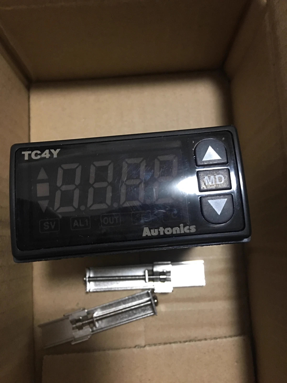 TC4Y-14R Temperature Controller with LCD Display
