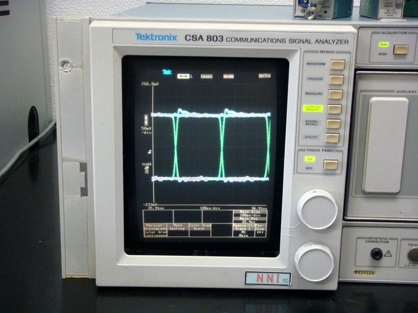 Tektronix CSA803 Digital Oscilloscope Main Frame
