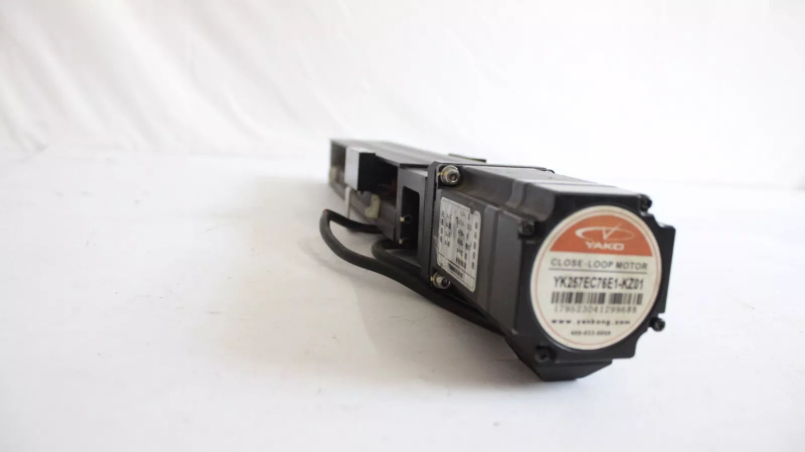 HIWIN KK6010C-210A1-F0 Linear Motion Actuator with YAKO Close Loop Motor