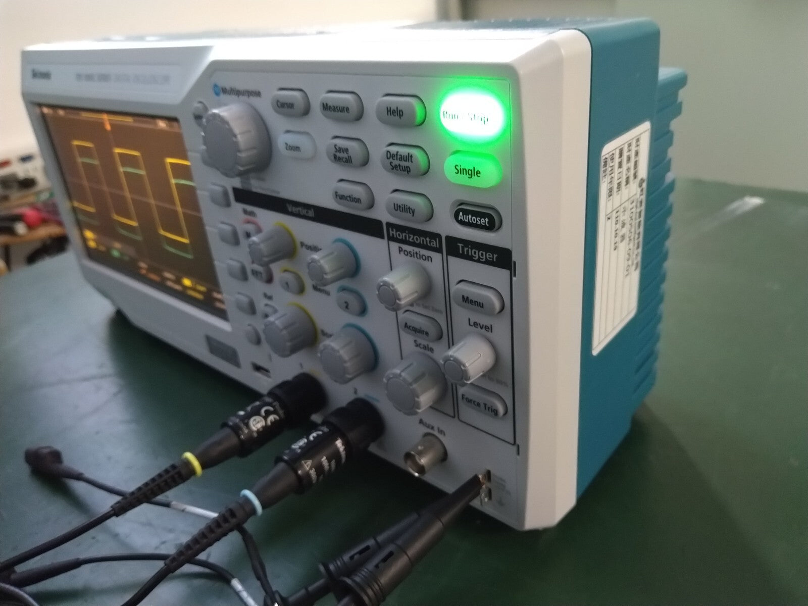 Tektronix TBS 1000C Digital Oscilloscope TBS1072C , TPP0100 probes are options - XG eqpt