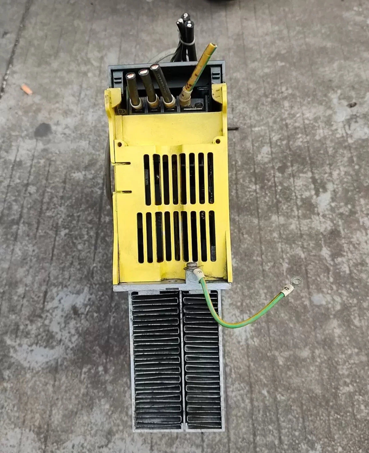 A06B-6077-H111 Industrial Servo Amplifier Module