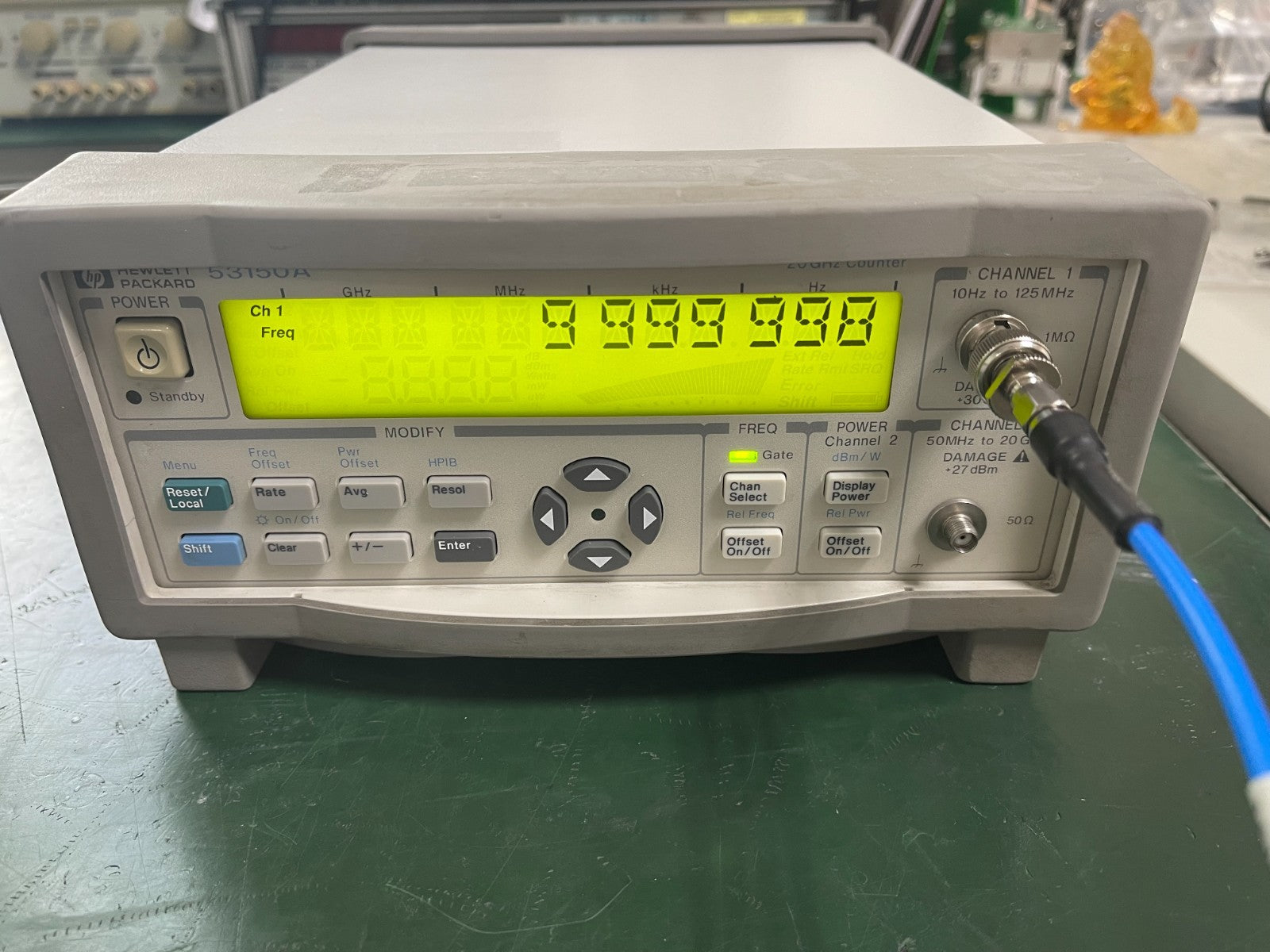 HP Agilent 53150A 10Hz-20GHz CW Microwave Frequency Counter _0824