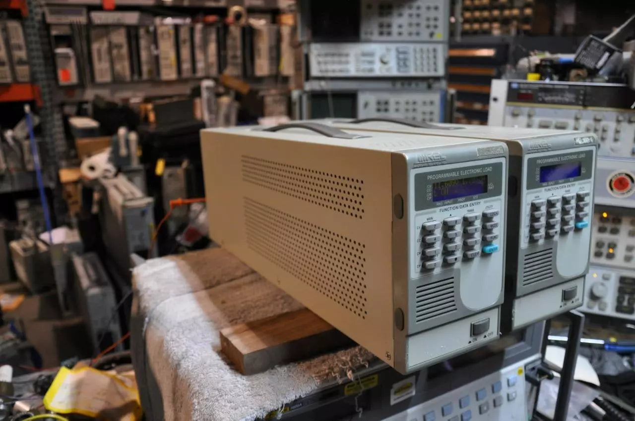 Anainstr Digital Multimeter with True RMS and Auto-Ranging Function