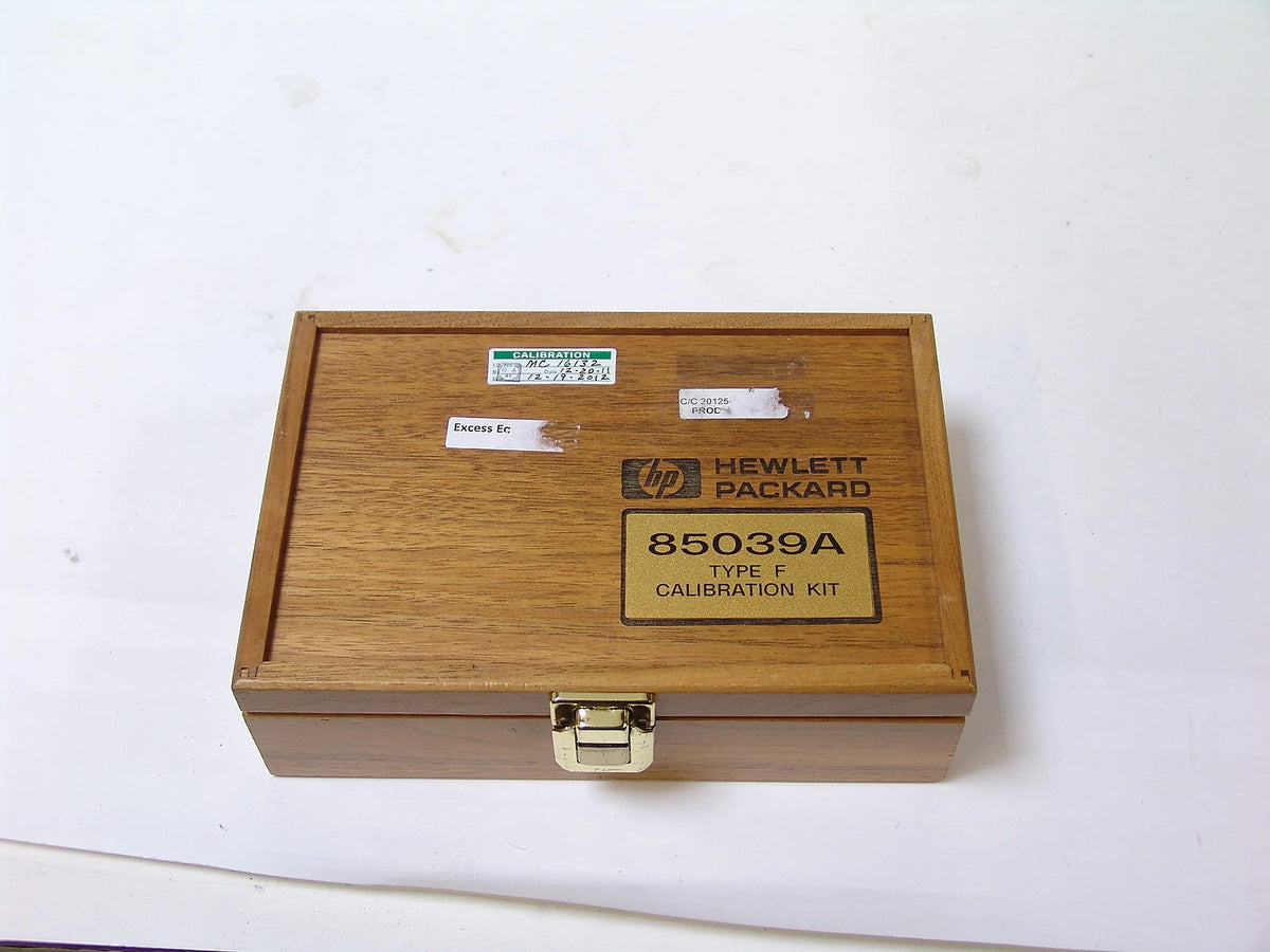 HP 85039A Type F calibration kit incomplete