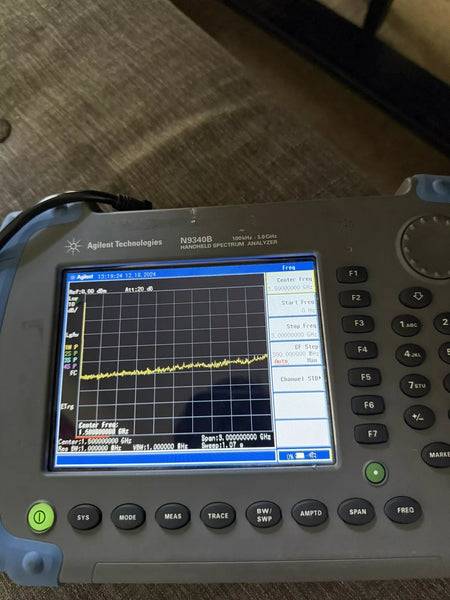 Agilent N9340B Handheld RF Spectrum Analyzer (HSA), 3 GHz