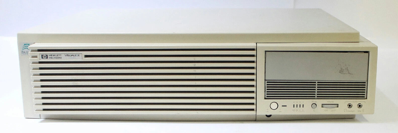 HP Visualize C240 with PA8200 236MHz 512MB RAM A4945A A4125A