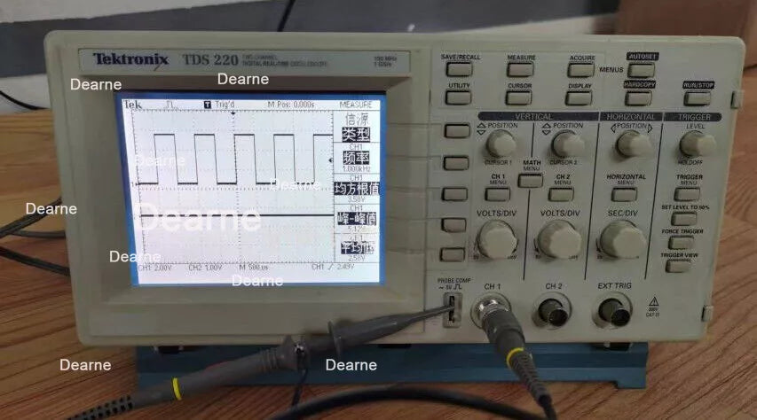 Tektronix TDS220 100 MHz 2 Channel Digital Oscilloscope