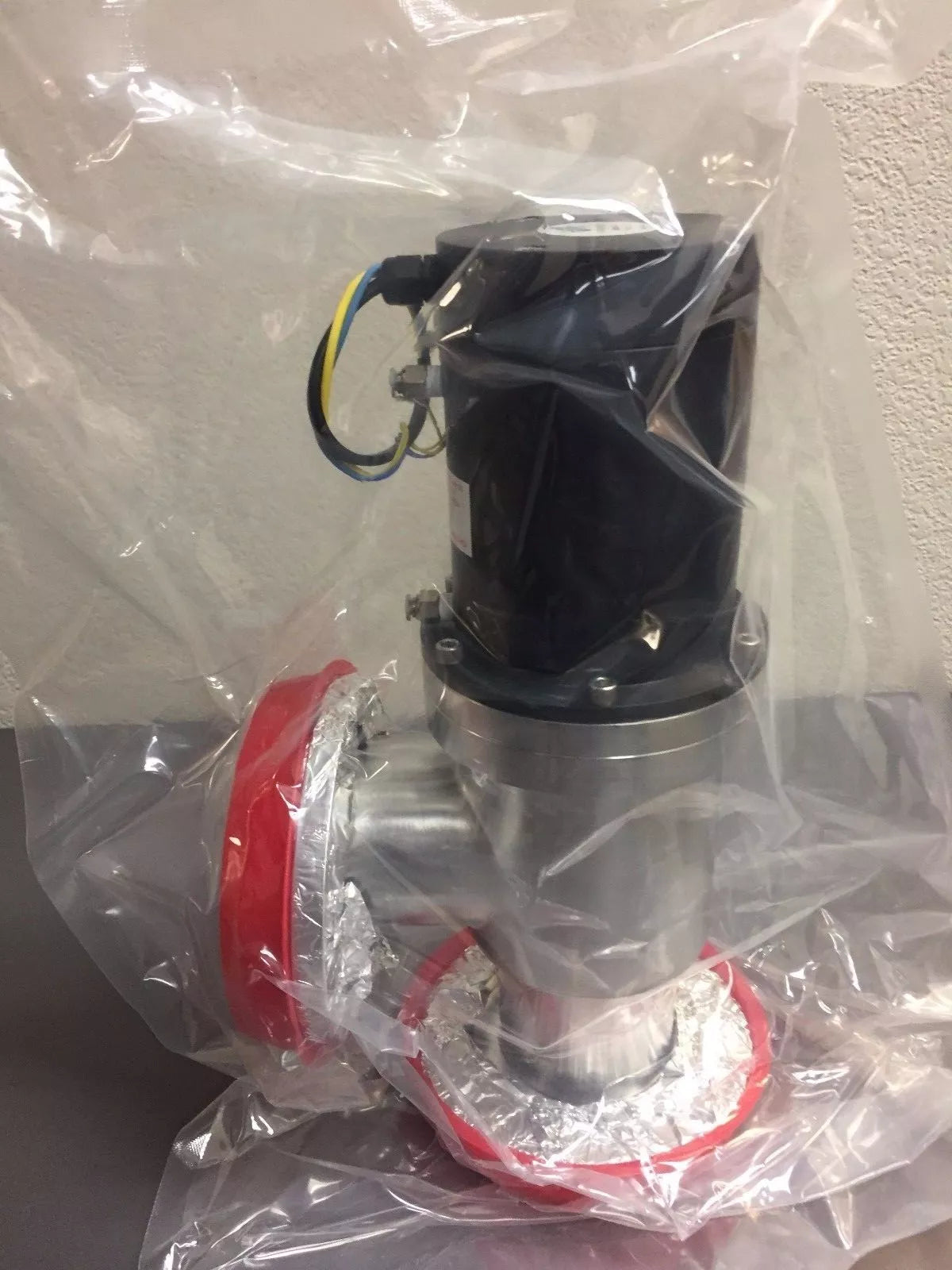 Pneumatic High Vacuum Gate 6" Valve Model 14210-0303R
