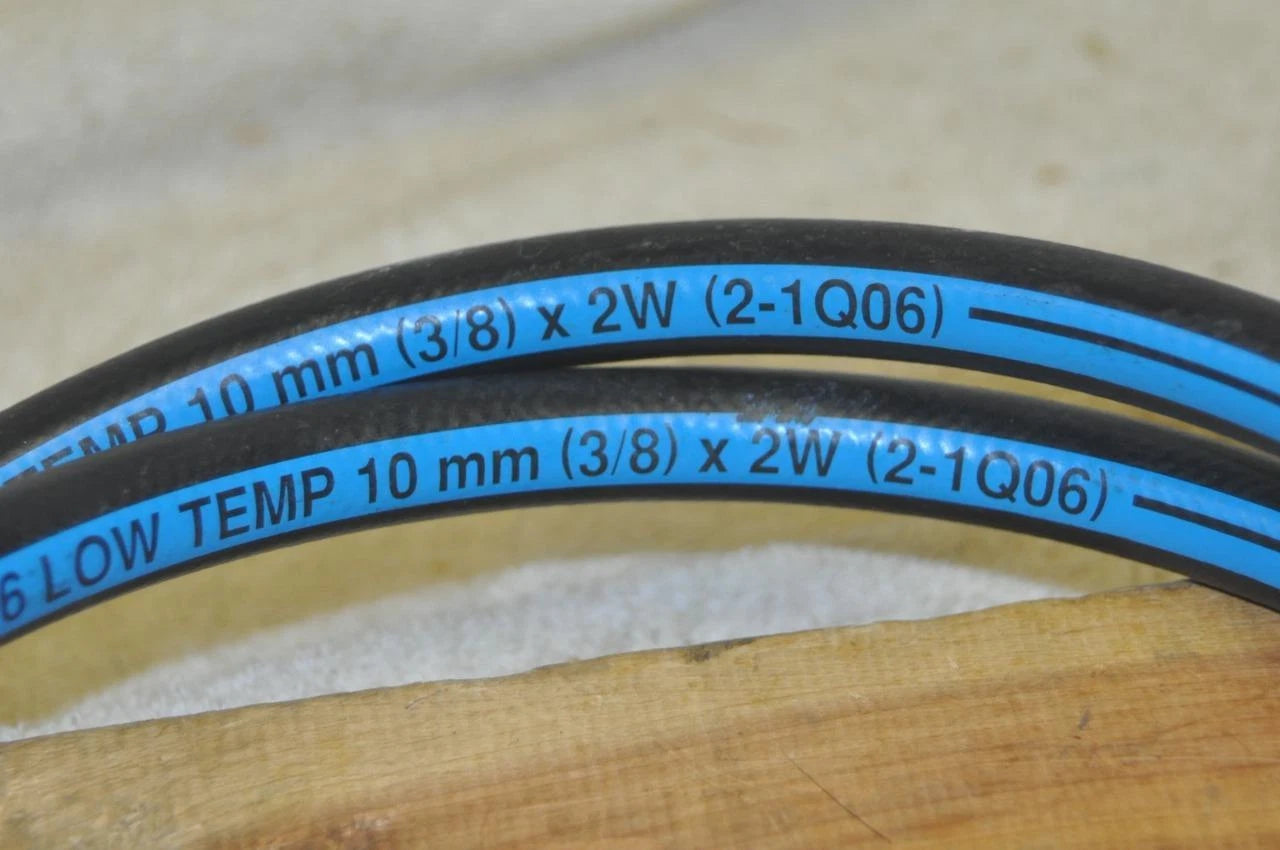 Compact and Lightweight AnaInstr Digital Multimeter