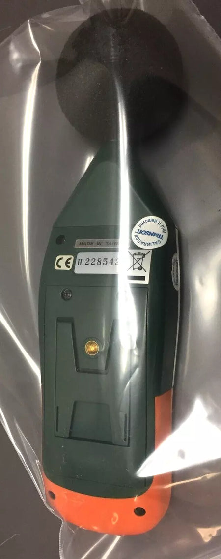 Extech SDL600 Sound Level Meter/Datalogger with 4GB San Disk SDHC Card