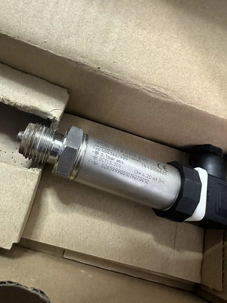 JUMO dTrans P30 404366/999 Pressure Transmitter