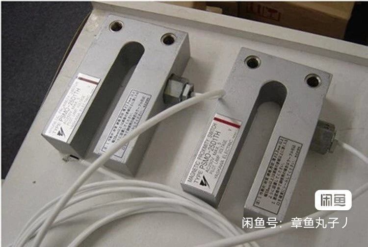 PC NEW-OPEN-BOX PSMO-25D1TH Proximity Sensor #B258R CL