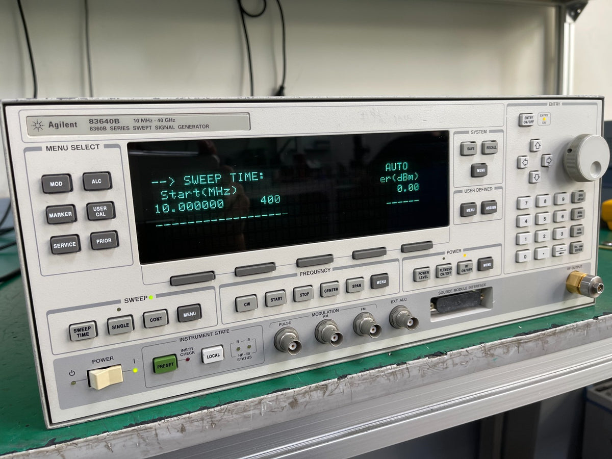 Agilent 83640B 10MHz-40GHz Synthesized Sweep Signal Generator 002/006/008_01<wbr/>133