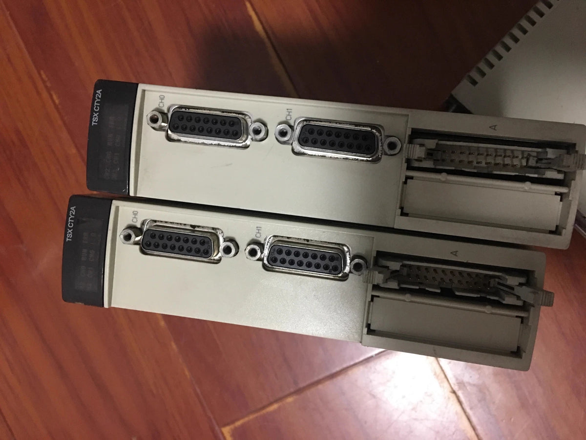 Schneider Electric TSXCTY2A Communication Module for Control Systems