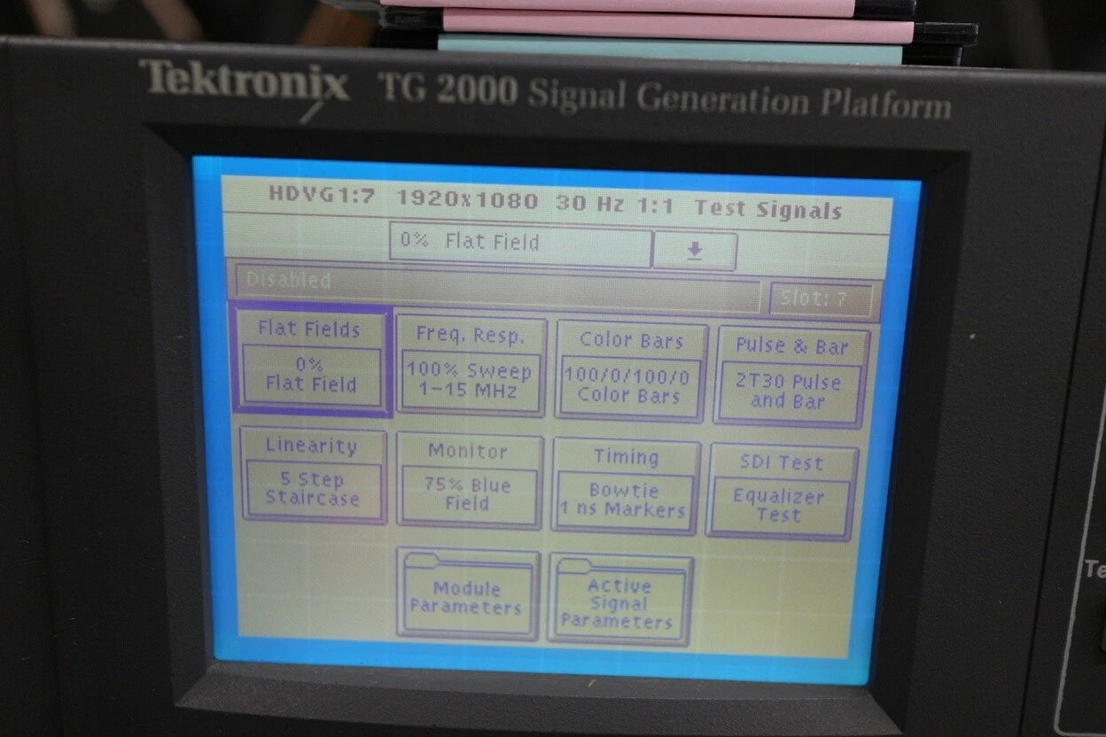 Tektronix TG2000 Signal Generator