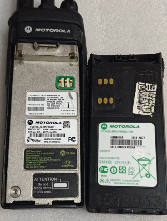 MOTOROLA XTS 2500 Digital P25 VHF Radio Handheld Intercom 136-174 MHz