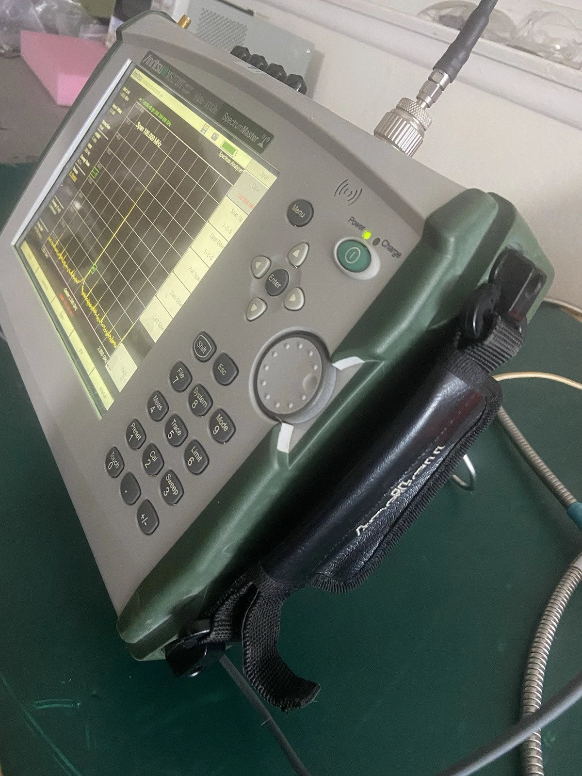 Anritsu Handheld Spectrum Analyzer Master MS2720T Portable with Excellent Calibration and Options