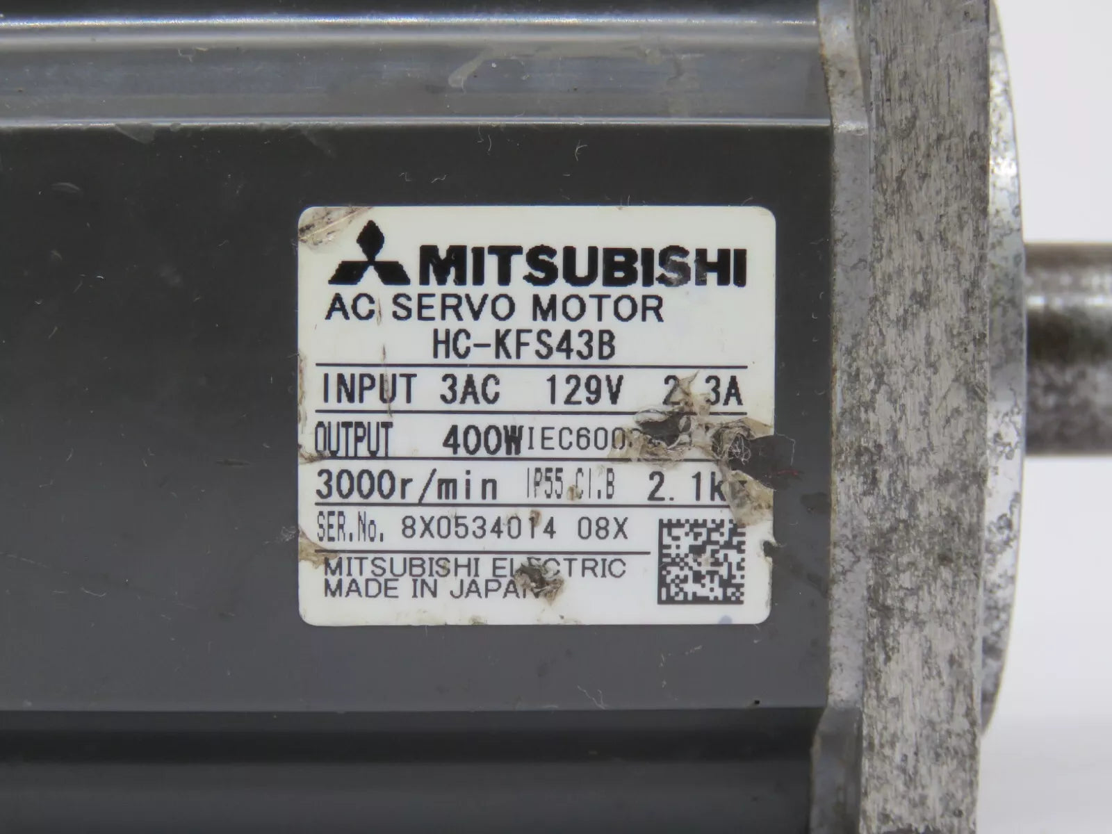 MITSUBISHI HC-KFS43B AC Servo Motor 2.3A 3-Phase 129VAC 3000 RPM