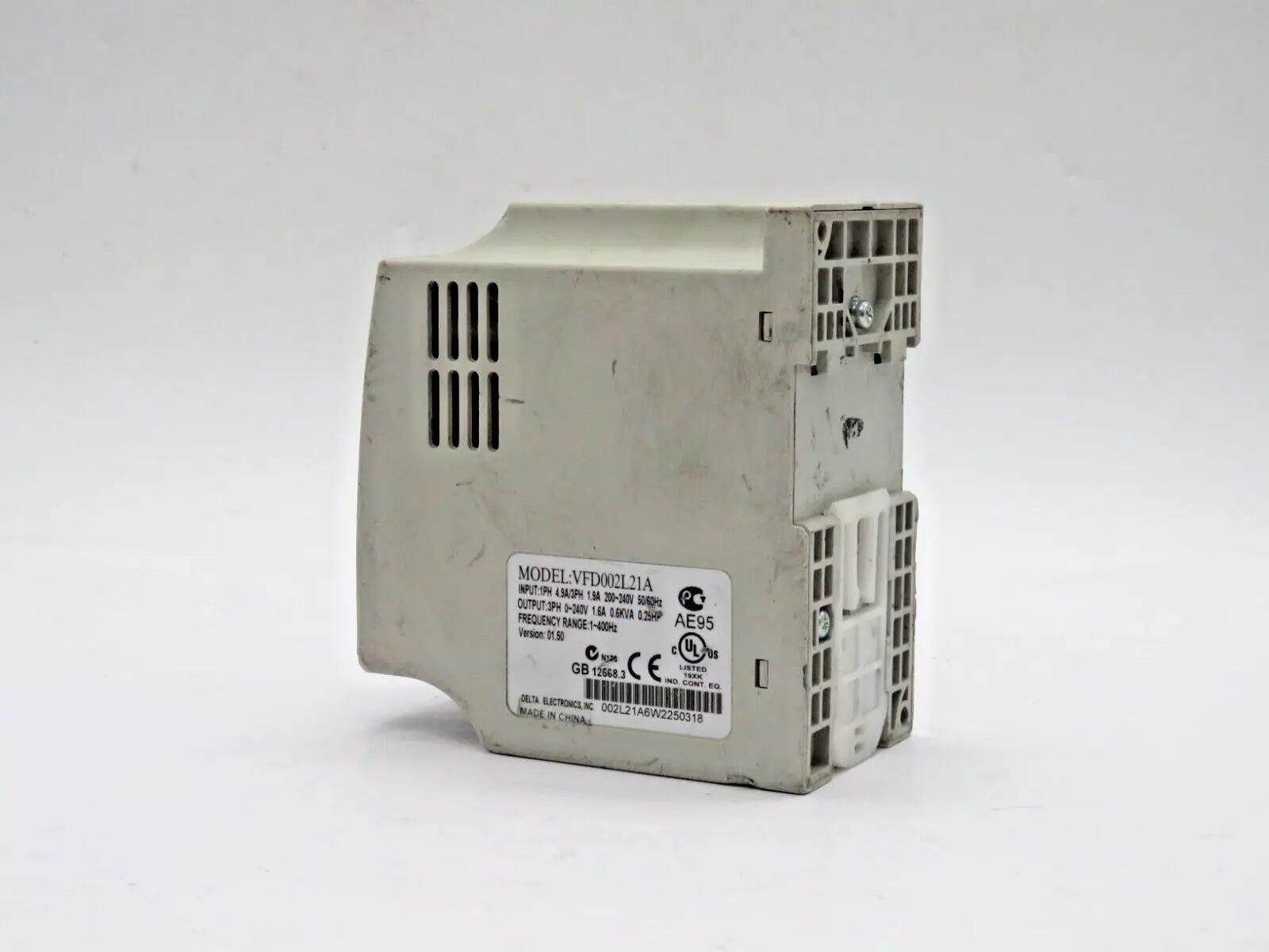 Delta VFD002L21A Variable Frequency Drive with DC Injection Brake IP20