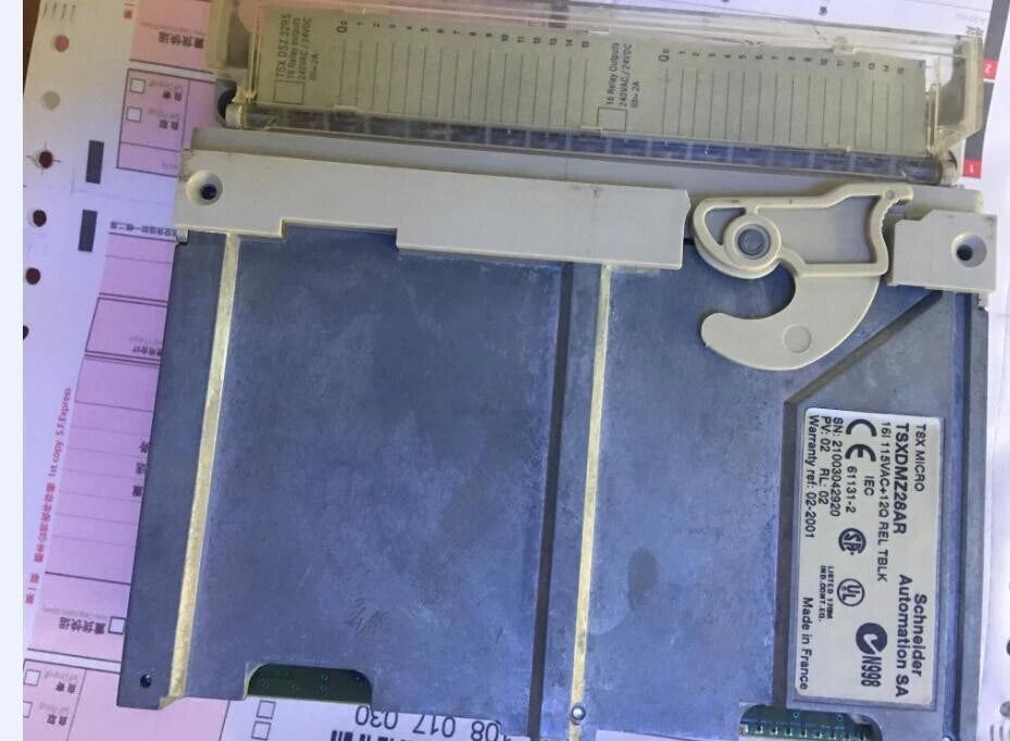 TSXDMZ28AR 8-Channel Digital Output Module for Industrial Automation