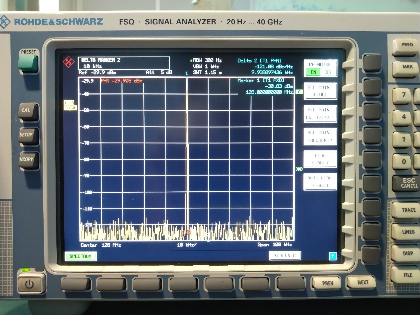Rohde &amp; Schwarz FSQ40 Signal Analyzer 20Hz - 40GHz