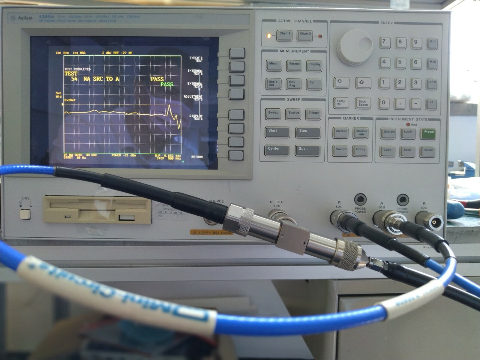 Agilent 4395A Network/Spectrum/Impedance Analyzer w/ option 001/010/1D5/1D6 - XG eqpt