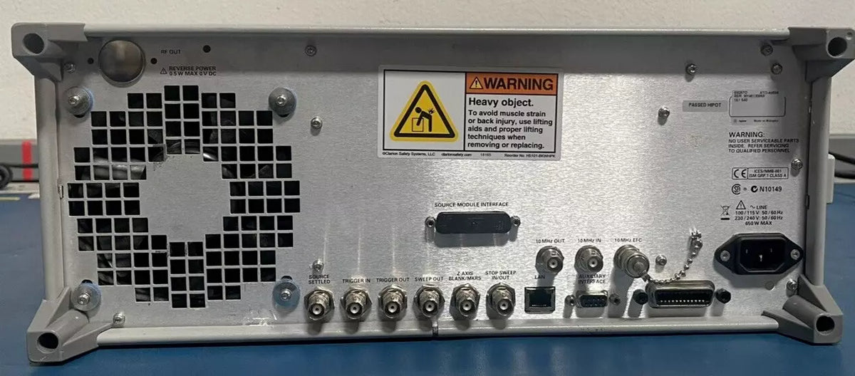 Agilent/Keysight E8257D PSG 250kHz-40GHz Analog Signal Generator with Options 1E1 540