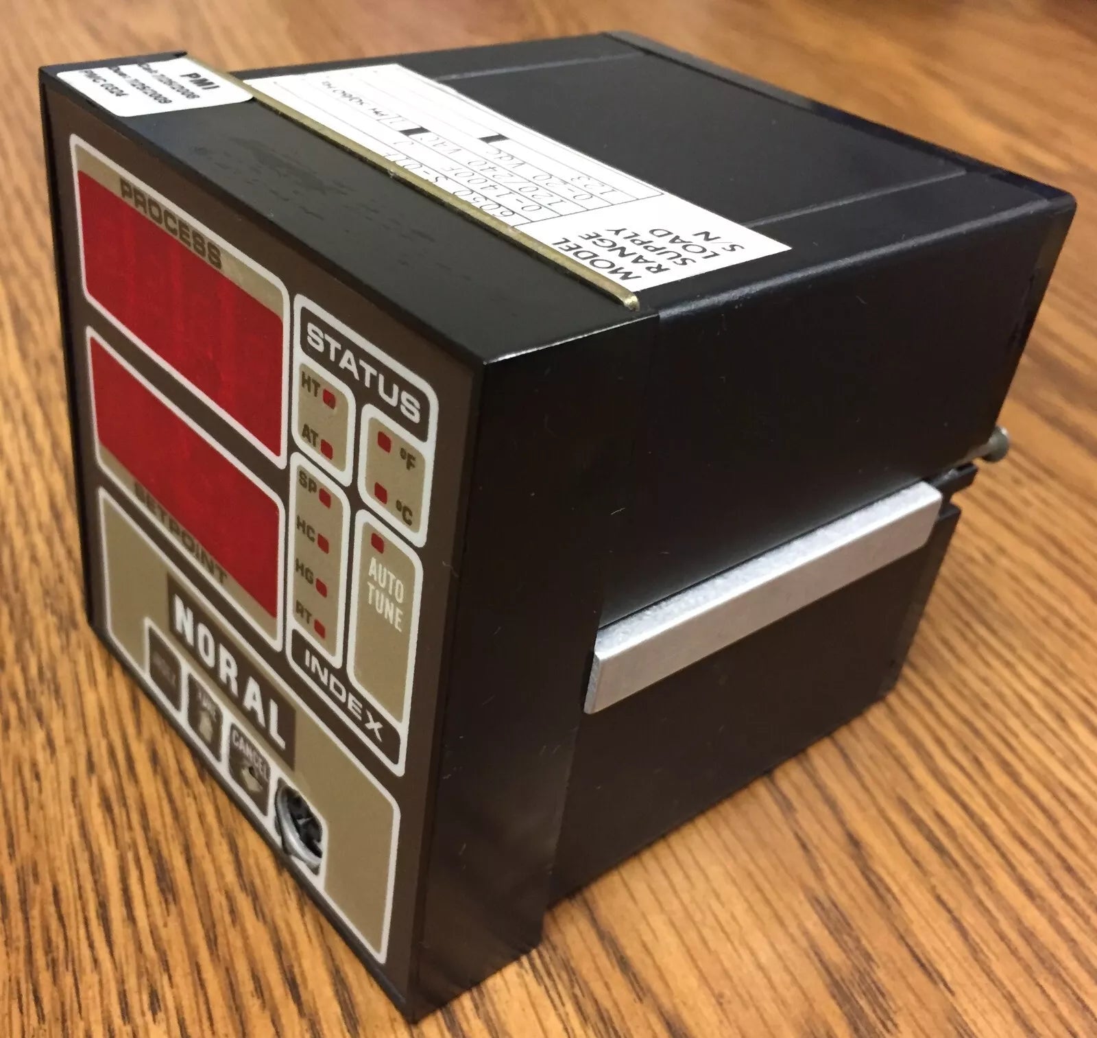 Noral 6050-S-01F Temperature Controllers for Precise Temperature Regulation
