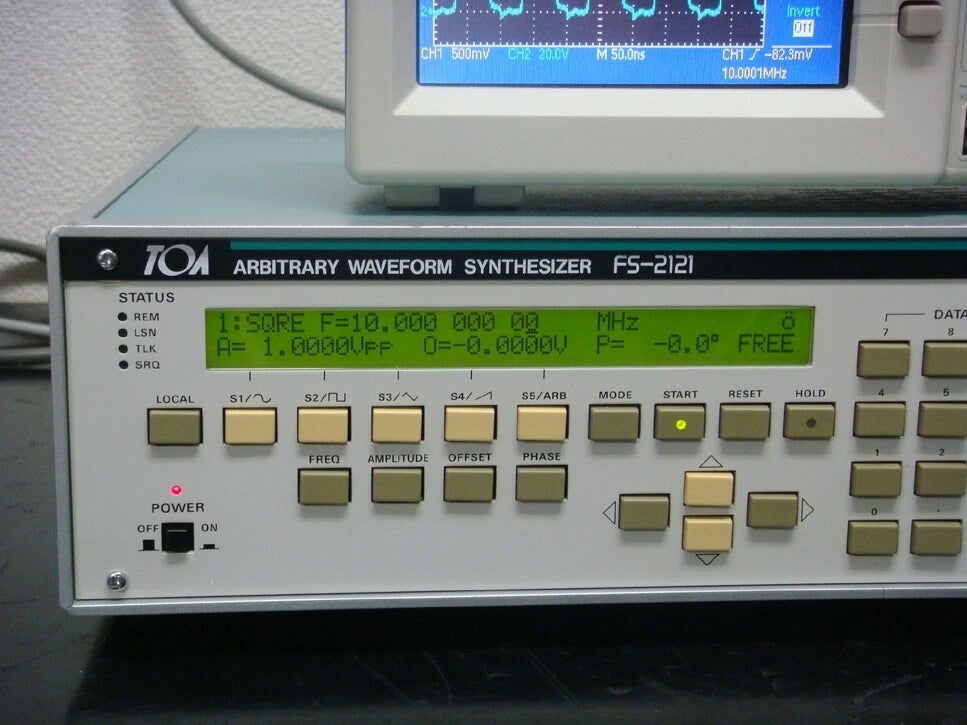 TOA FS2121 12.8MHz Arbitary Function Generator
