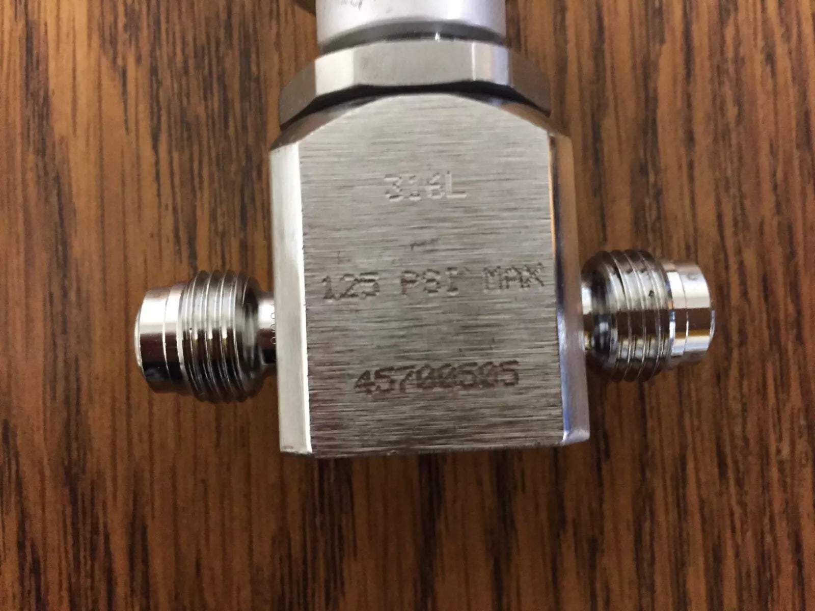 Parker Veriflo 45700505 Diaphragm Valve, 930AOPLPNCSFSMM2.3