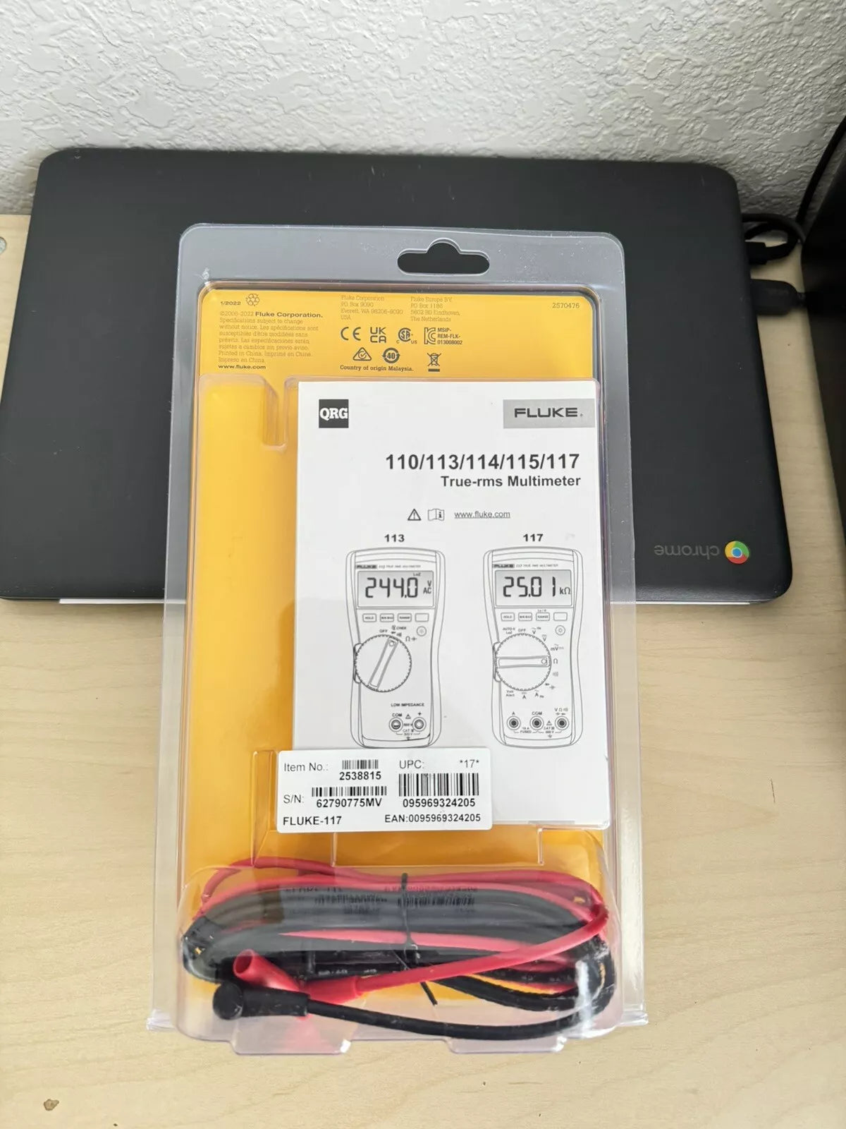 Fluke 117 True RMS Multimeter - New Sealed