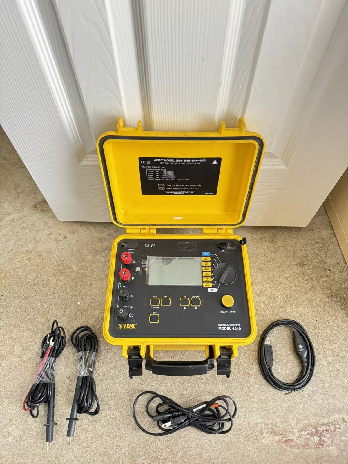 AEMC Instruments Model 6240 Micro-Ohmmeter 110V-230V 50/60Hz 80VA