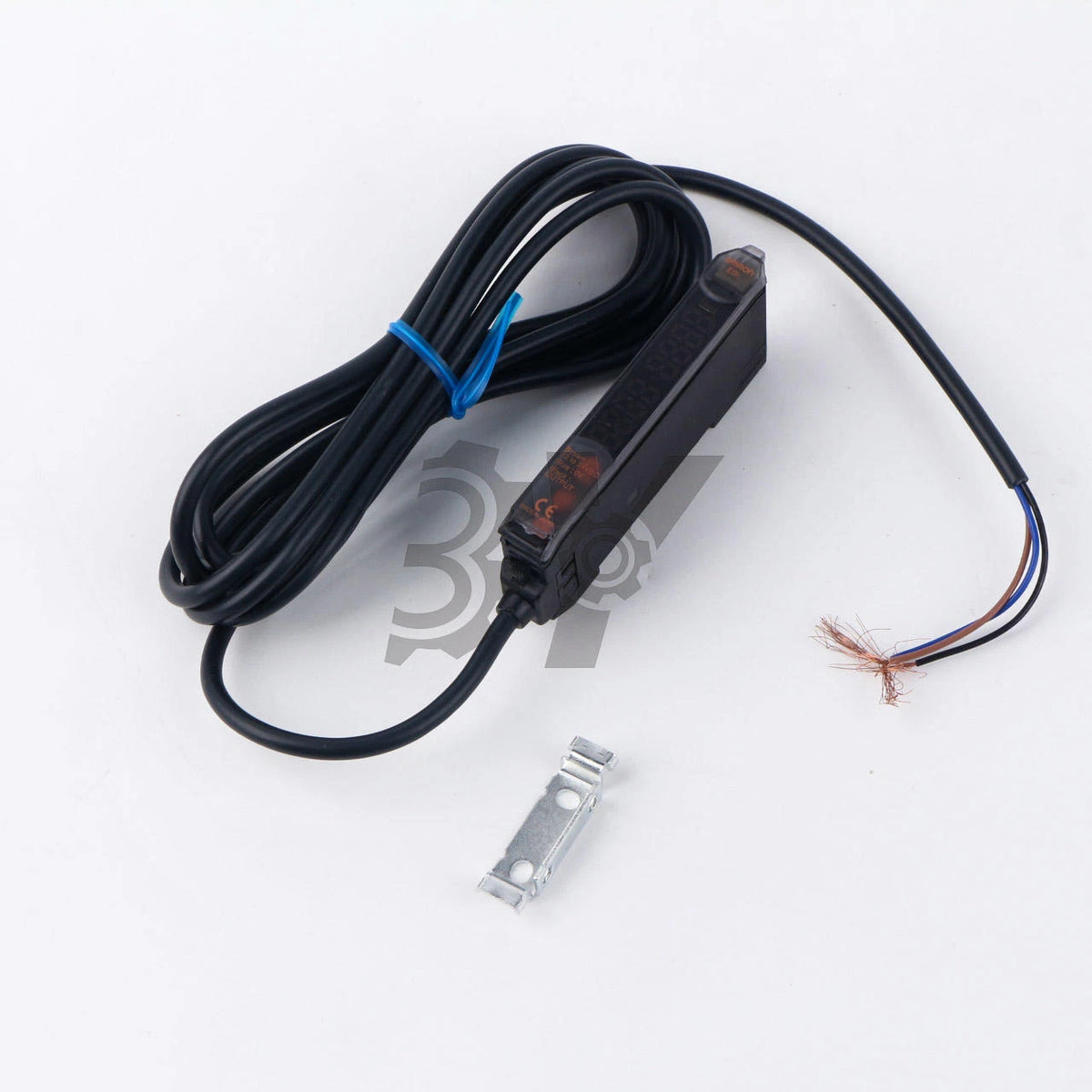 Omron E3X-DA8-S Photoelectric Switch - New in Box