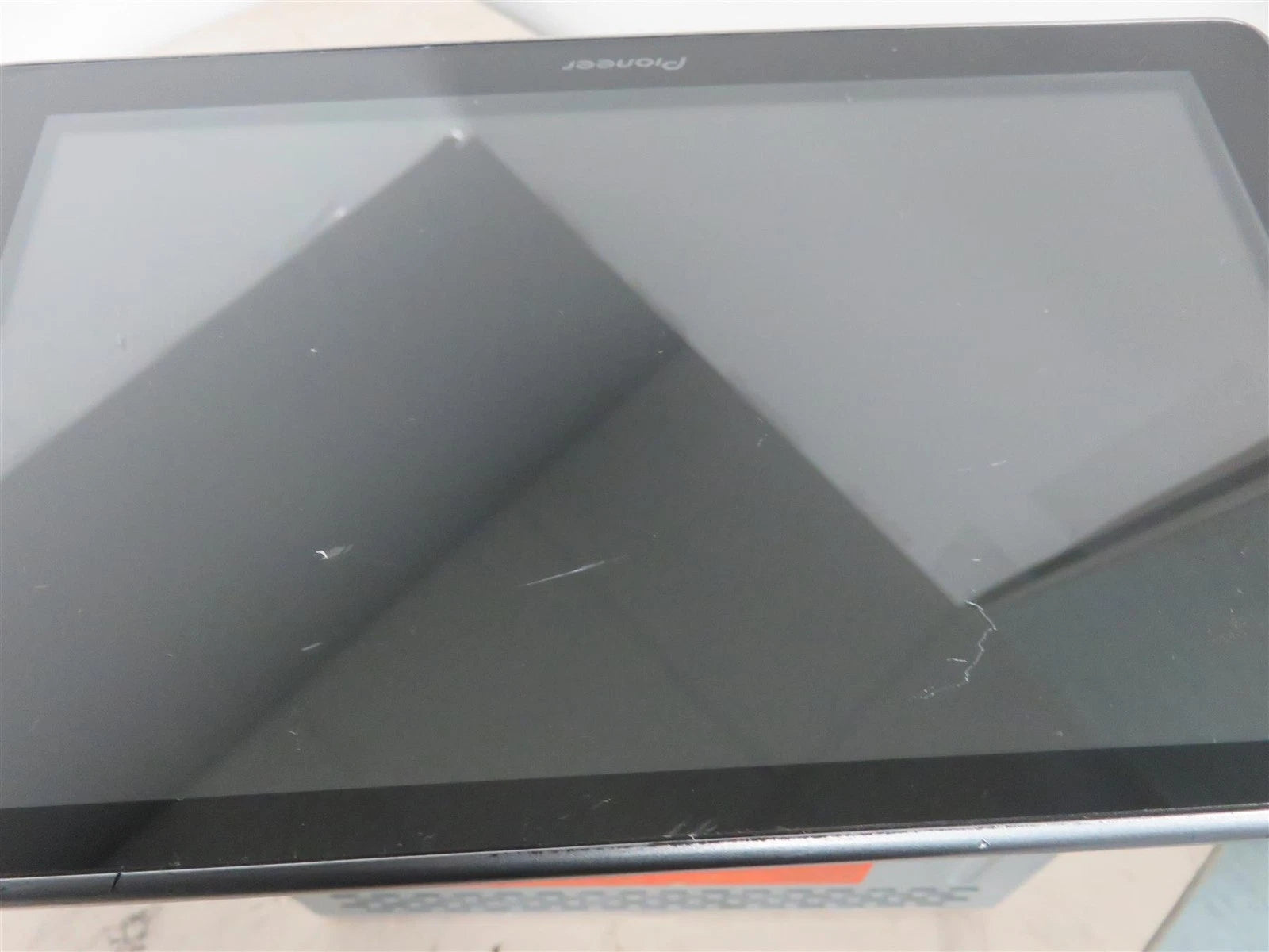 Pioneer DMH-T450EX  Touchscreen Digital Multimedia Receiver - Free Shipping