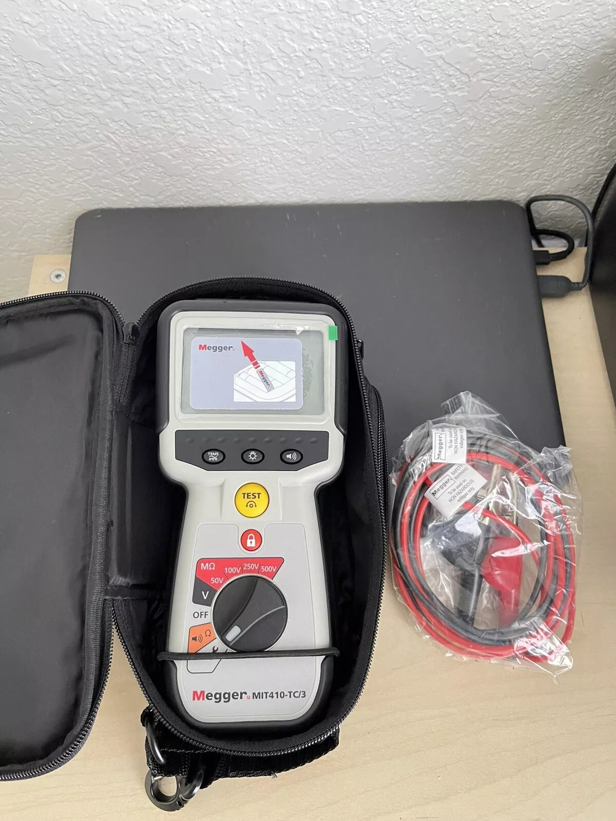 Megger MIT410-TC3-LG1 Insulation Resistance & Continuity Tester 50/100/250V/500V