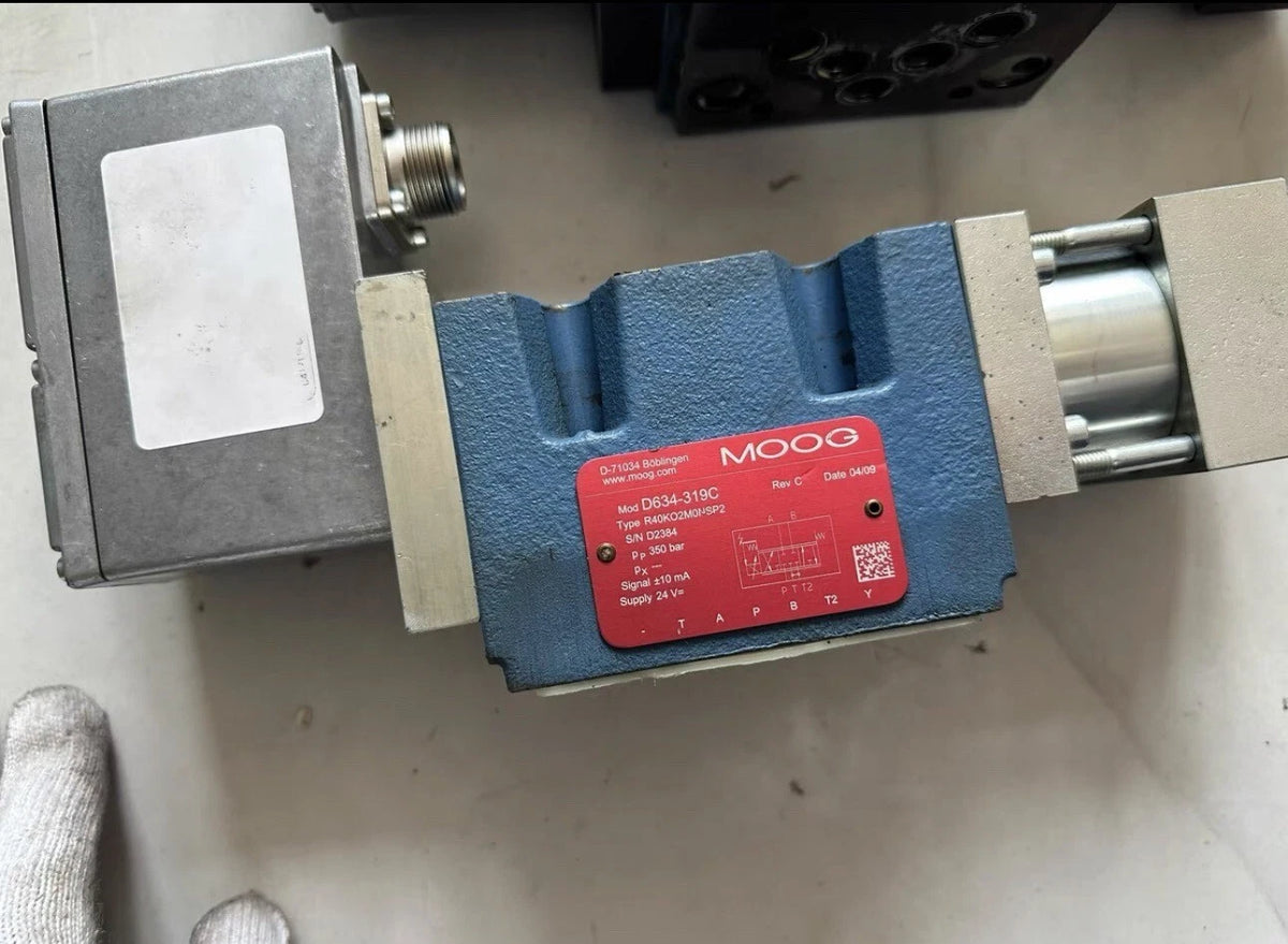 MOOG R40KO2M0NSP2 D634-319C Compatible Replacement Product
