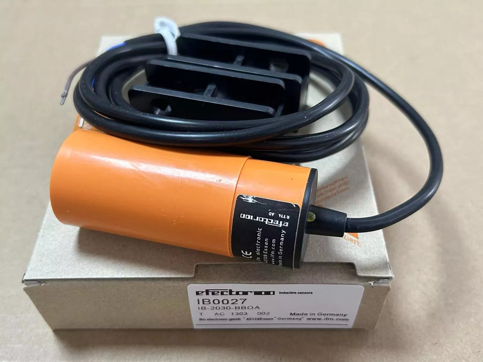 1PC New IFM IB0027 Proximity Switch Sensor Expedited Shipping