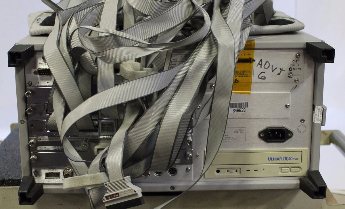 HP / Agilent 16702B Logic Analysis System w/ 16753A, 16717A & Cables