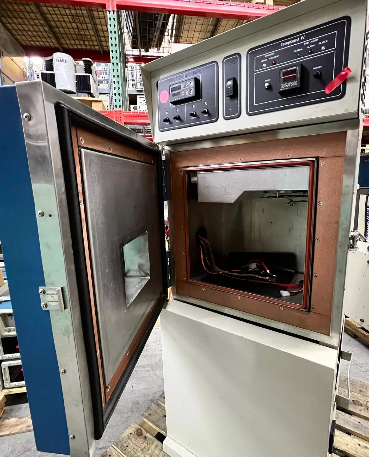 Tenney ST-JR Environmental Test Chamber Altitude 30,000ft with Temperature