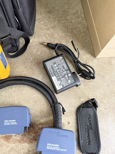 Fluke Networks DSX-5000 Versiv Cat6 Cable Certifier Tester Kit