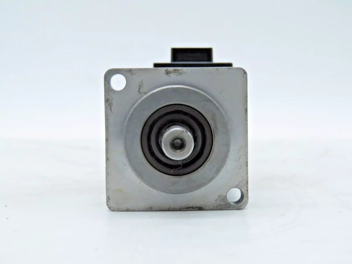 Mitsubishi Electric HG-KN13BJ-S100 3AC 112V 0.8A IP65 Servo Motor
