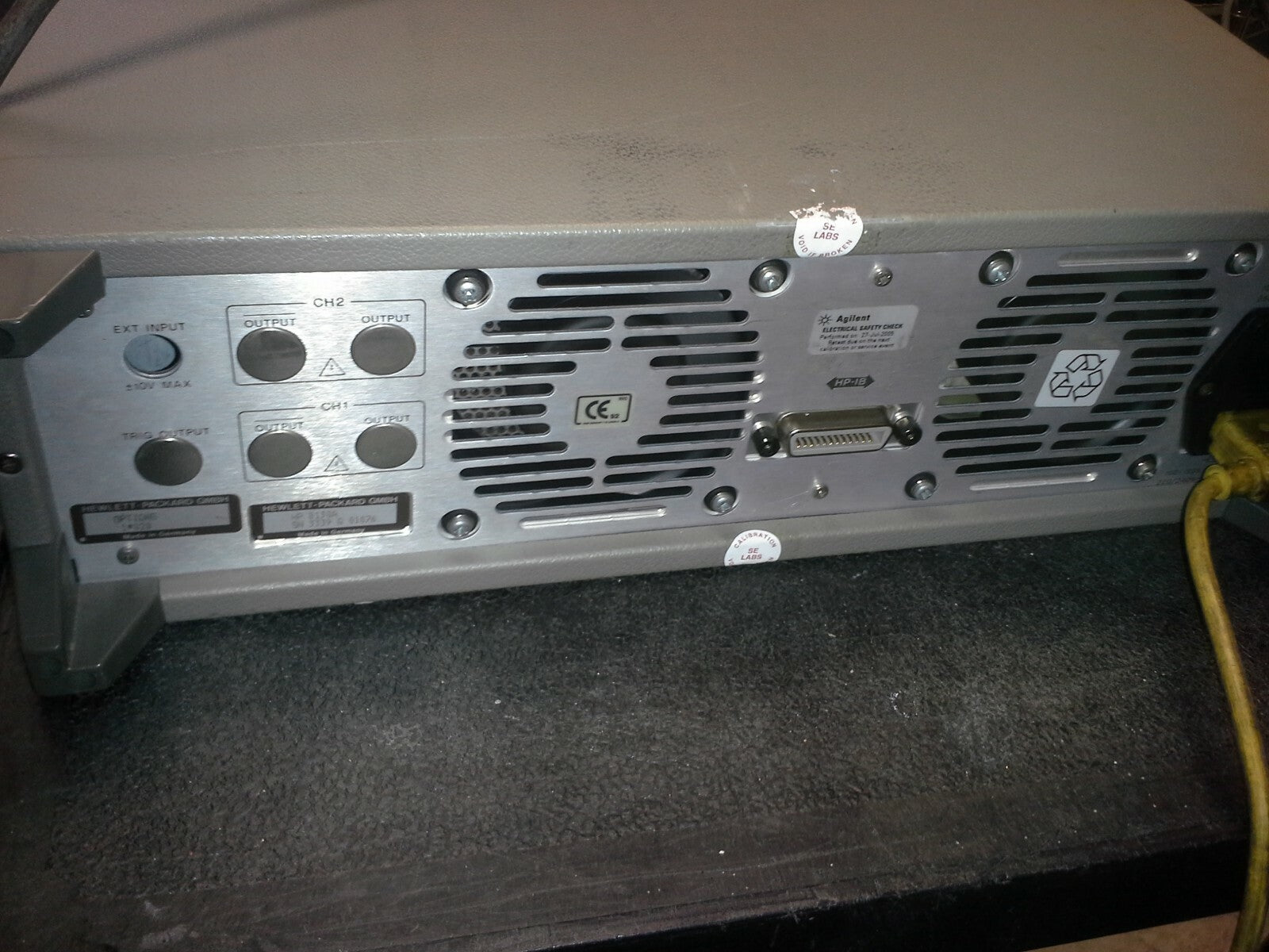 300 MHz Pulse Generator by HP