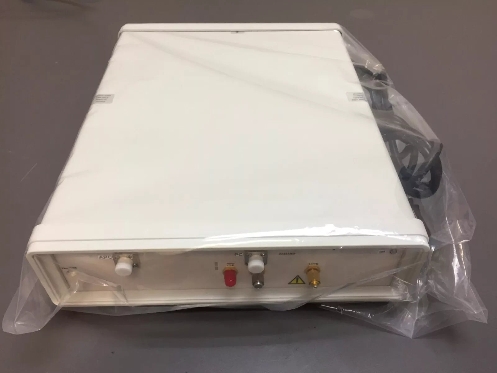 Optellent Model TGR-X110 Clock, Data, Trigger Recovery System